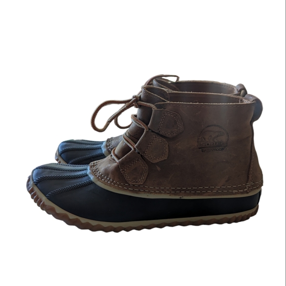 Sorel Out N About Waterproof Duck Boots - Picture 11 of 11